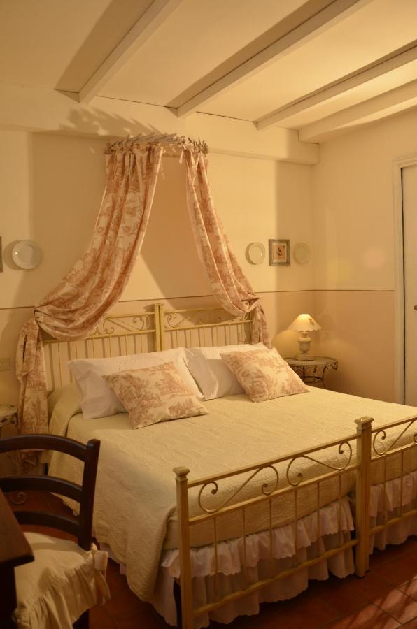 Il Nido Di Anna Hotell San Gimignano Eksteriør bilde